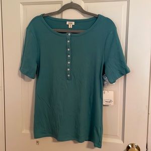 Ladies top. a.n.a brand NWT